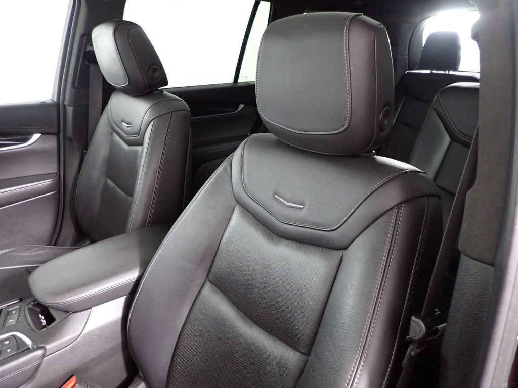 Used 2020 Cadillac XT6 Premium Luxury FWD image 25