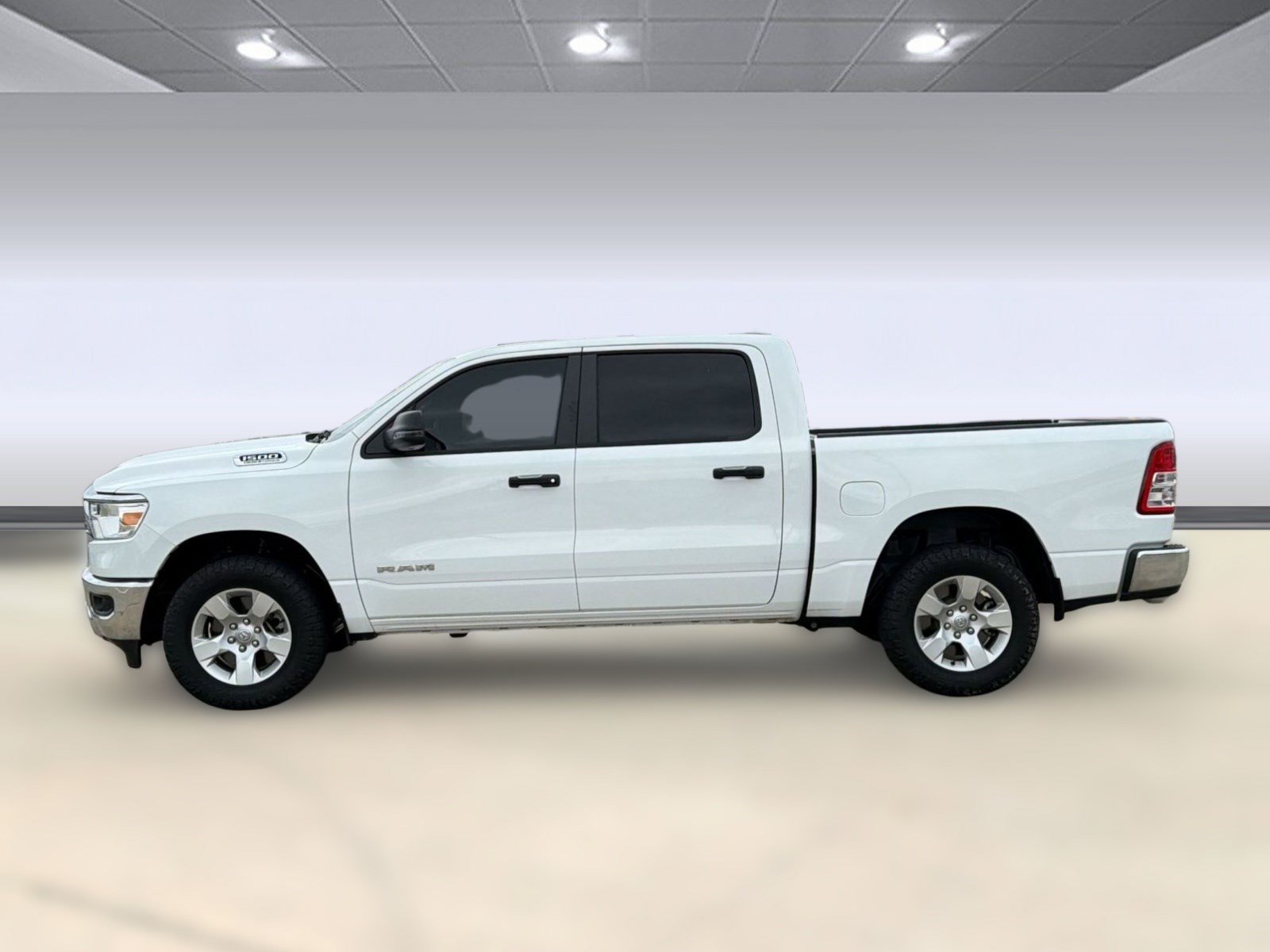 Certified 2024 RAM 1500 Lone Star AWD/4WD image 2
