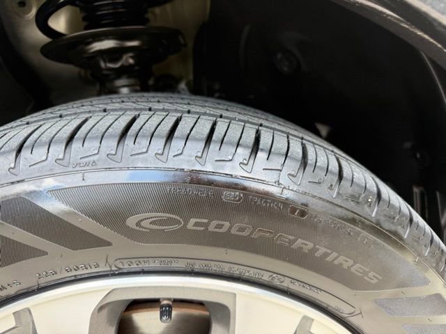 Used 2022 Subaru Outback Limited AWD/4WD image 99