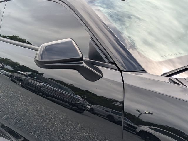 Used 2018 Chevrolet Camaro ZL1 image 10