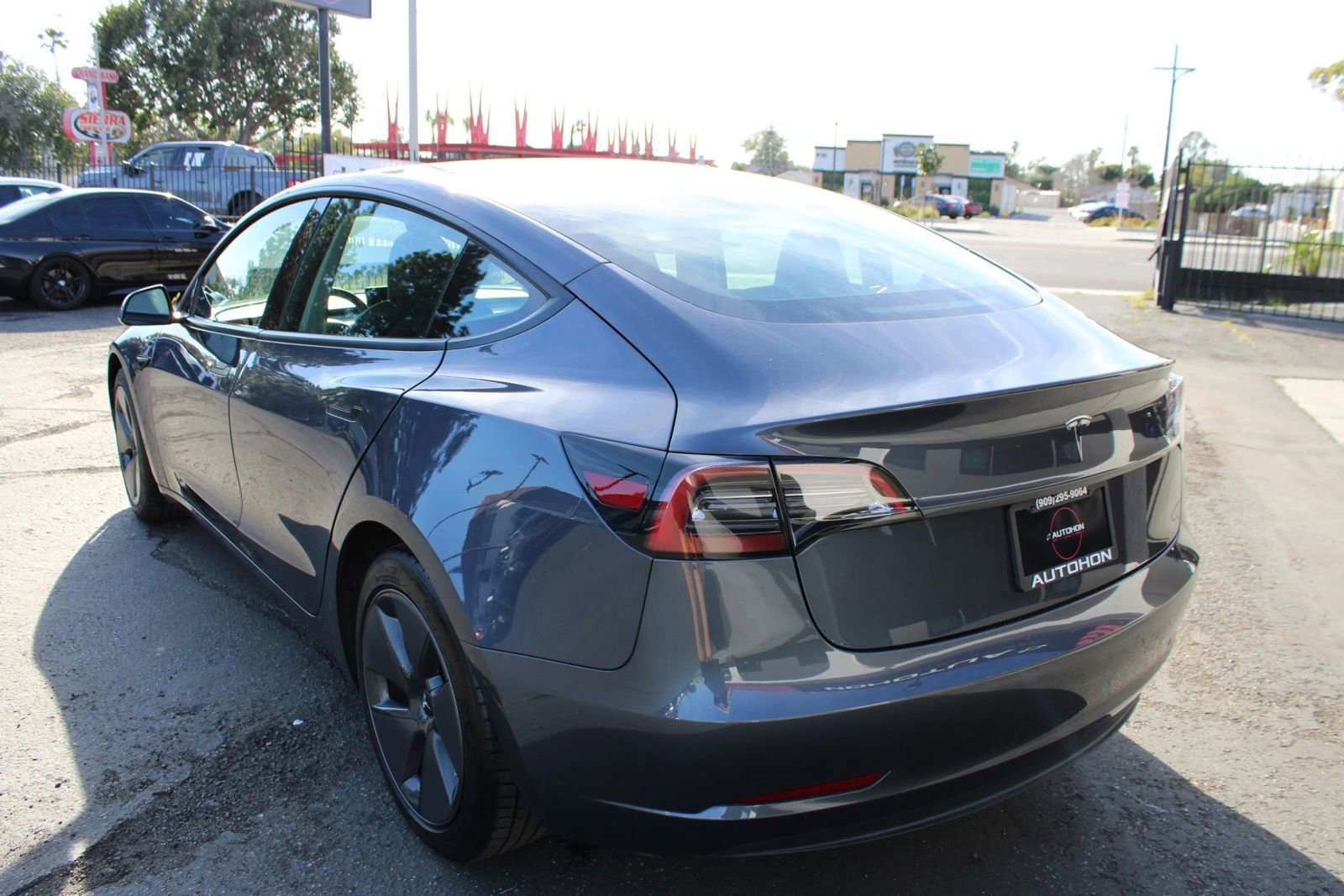 Used 2023 Tesla Model 3 Standard Range image 12
