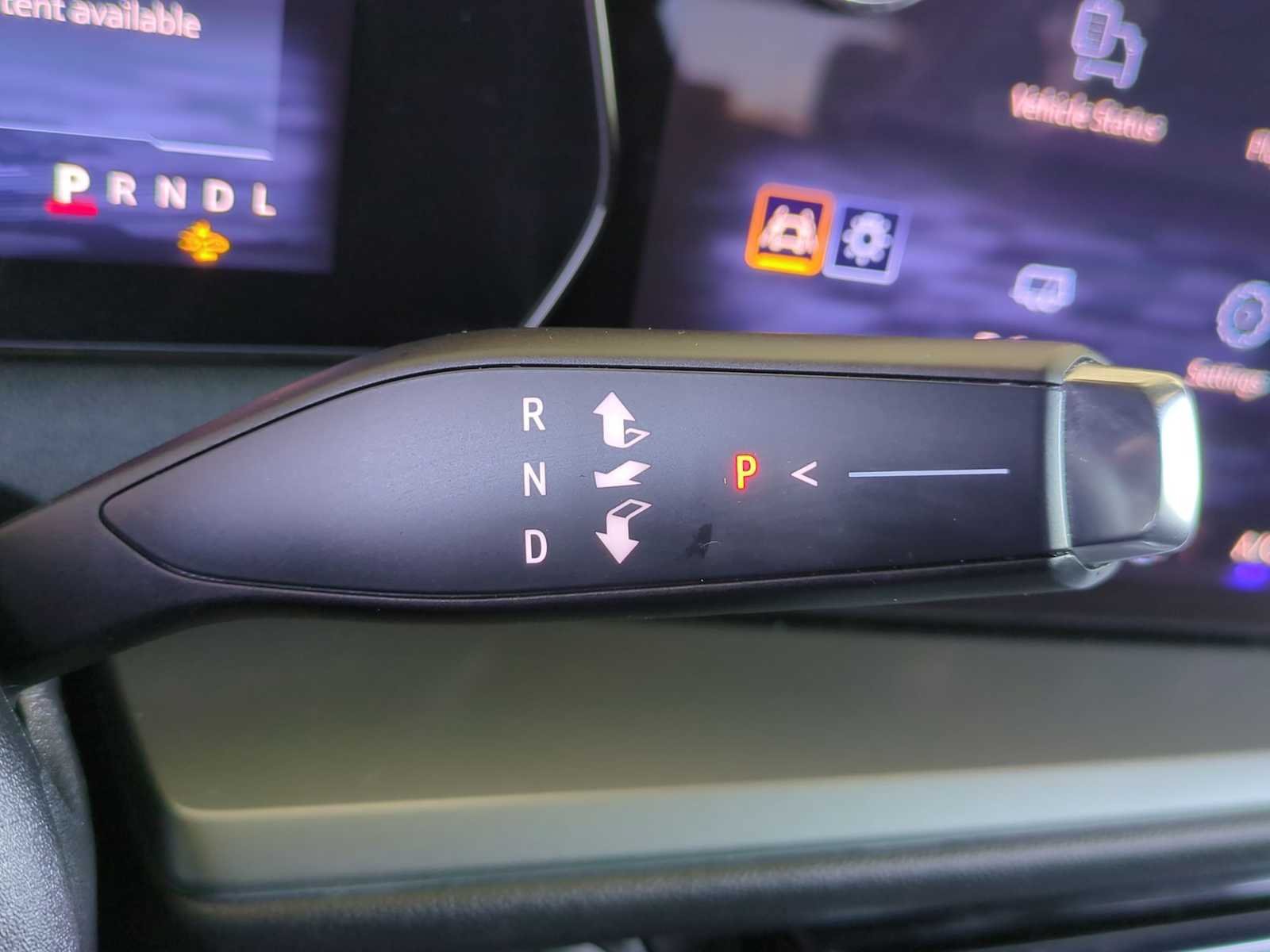 Used 2025 Chevrolet Traverse LT FWD image 22