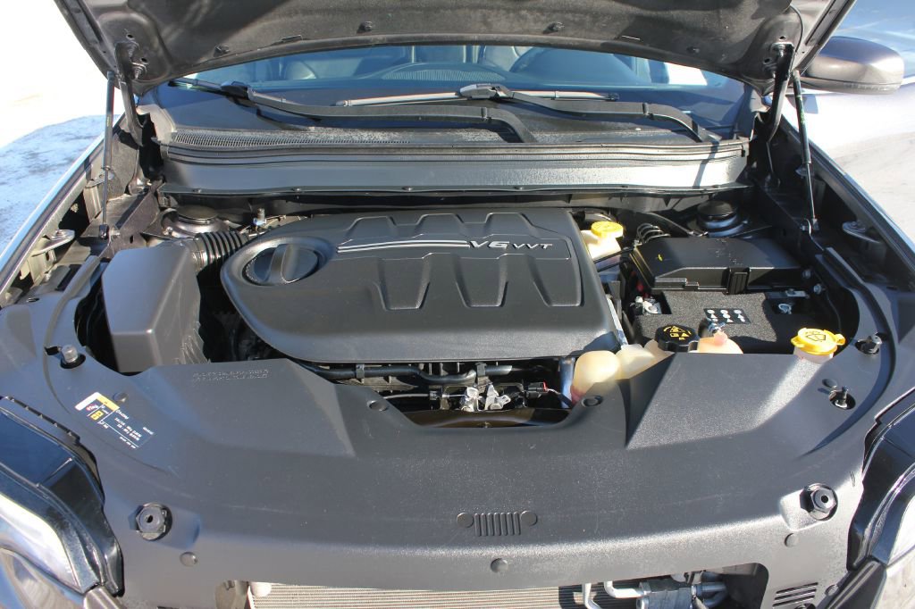 Used 2019 Jeep Cherokee Limited image 50