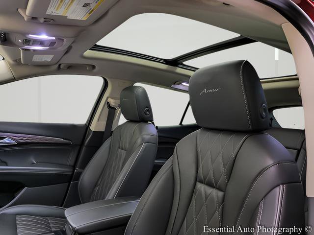 Used 2023 Buick Envision Avenir AWD/4WD image 10