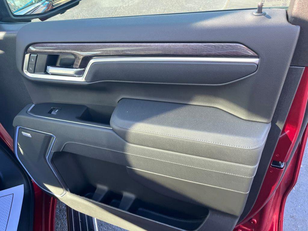 New 2026 Chevrolet Silverado 1500 LTZ w/ LTZ Premium Package image 28