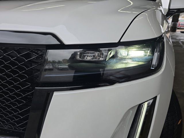 Certified 2023 Cadillac Escalade ESV Sport Platinum image 33