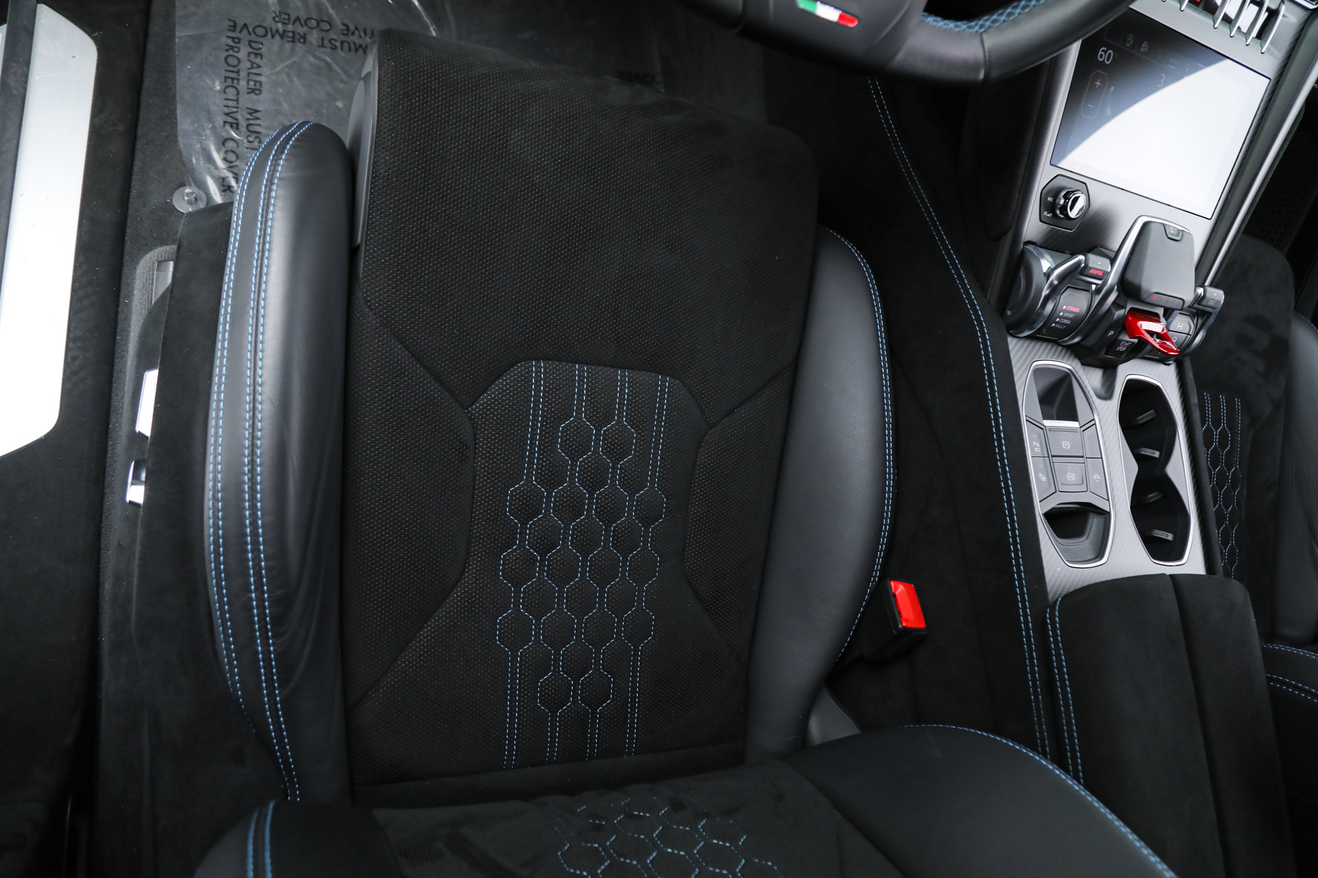 Used 2023 Lamborghini Urus Performante image 38