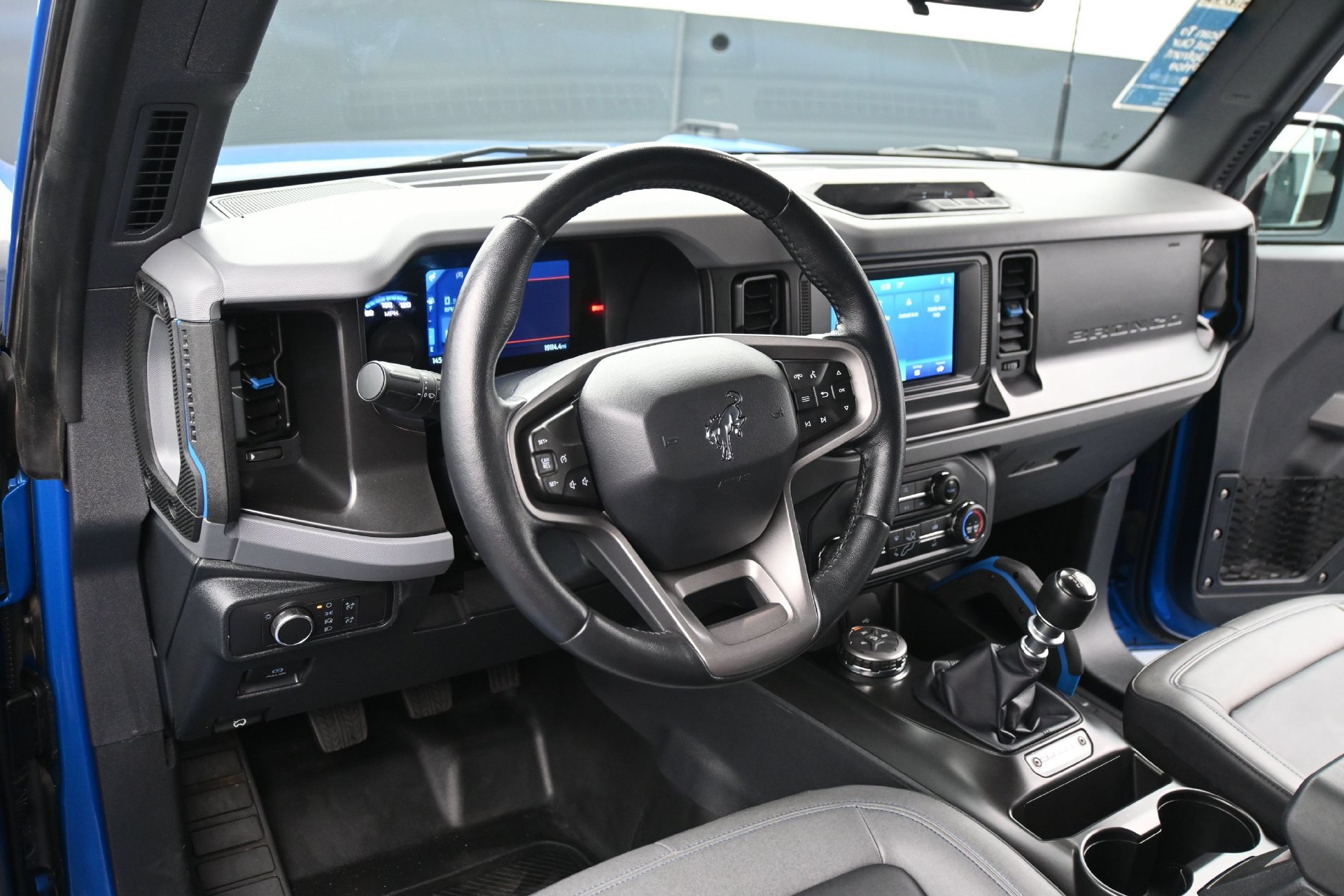 Used 2021 Ford Bronco Black Diamond AWD/4WD image 17