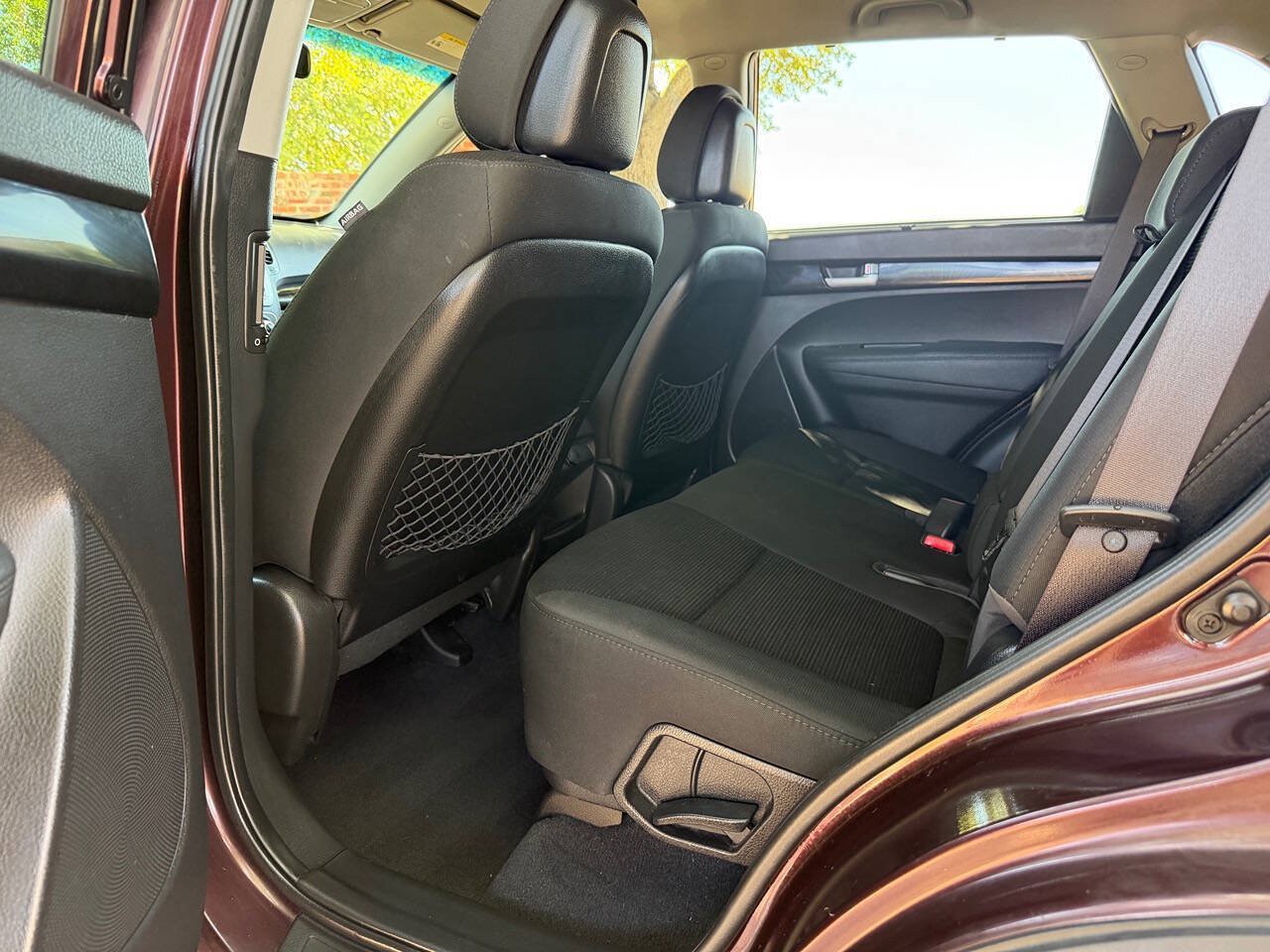 Used 2015 Kia Sorento LX AWD/4WD image 19
