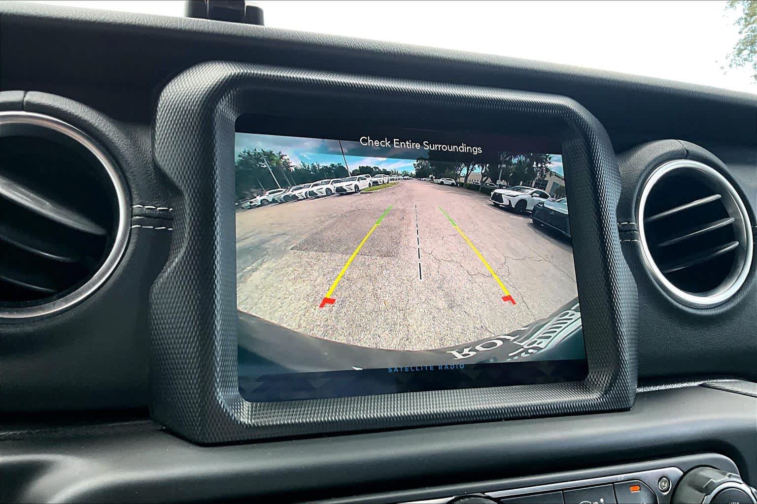 Used 2021 Jeep Wrangler Unlimited Sahara AWD/4WD image 24