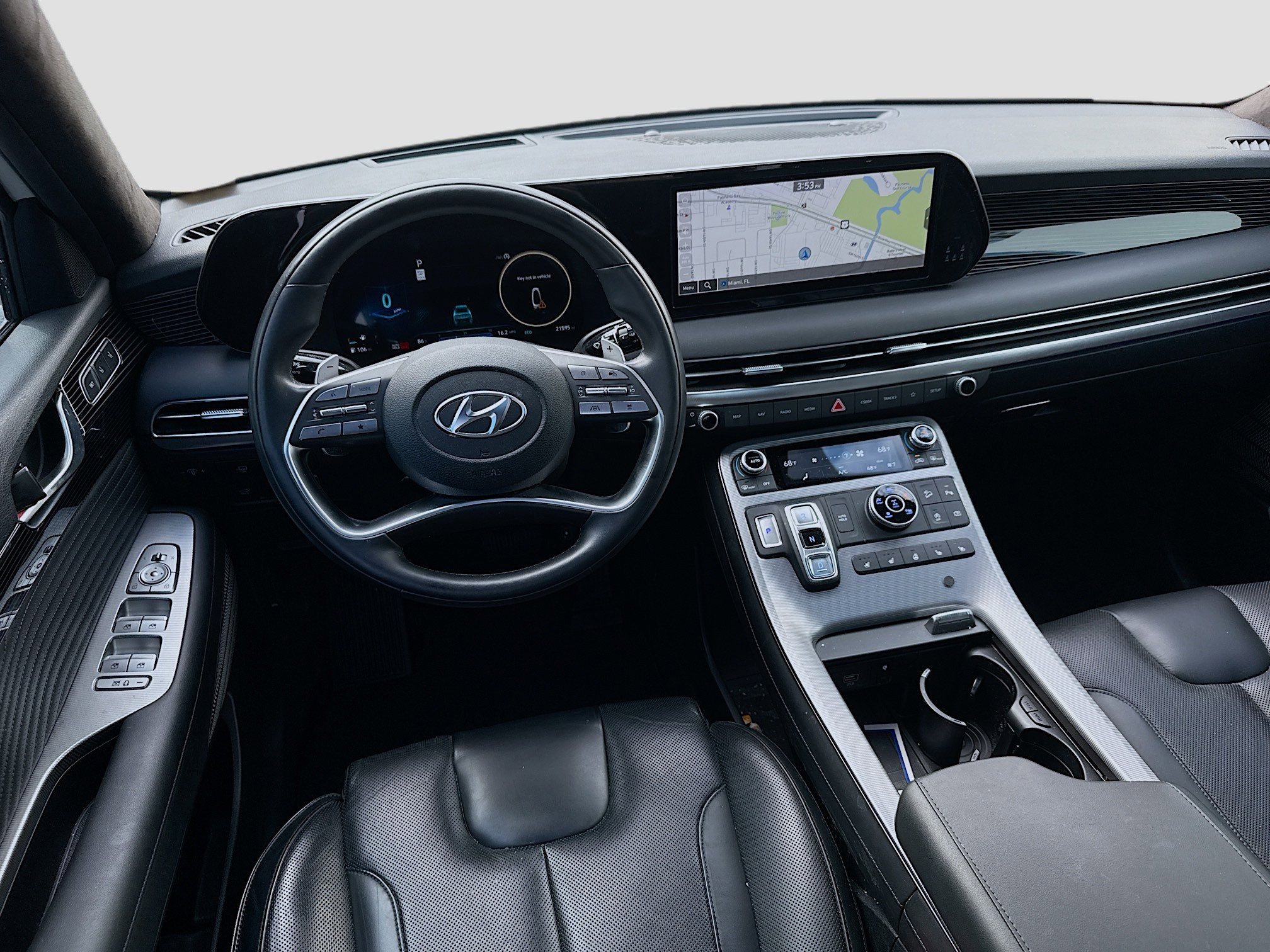 Used 2023 Hyundai Palisade Calligraphy image 20