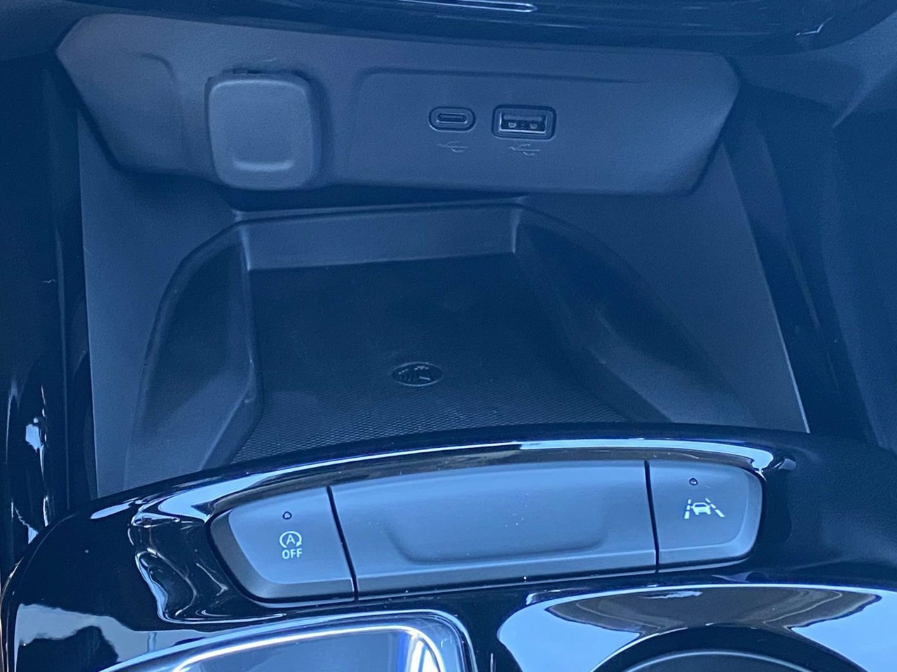 New 2026 Chevrolet Trax ACTIV w/ Sunroof Package FWD image 29