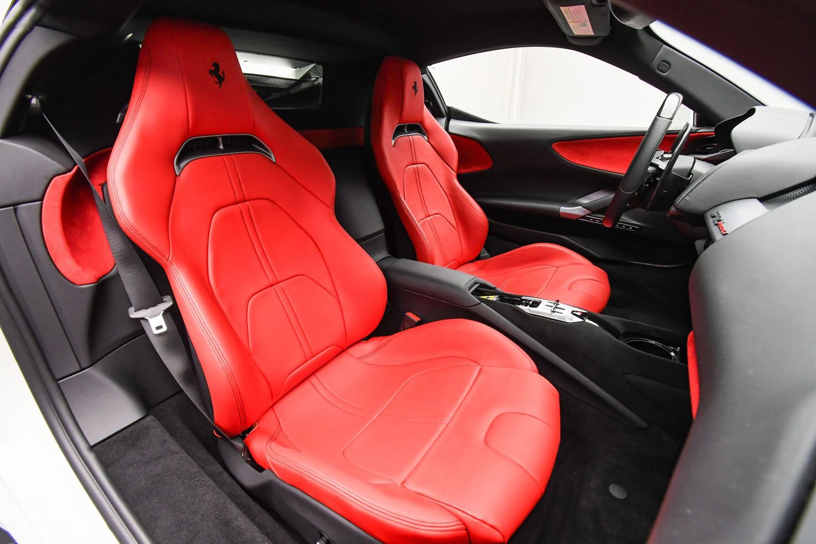 Used 2023 Ferrari SF90 Stradale image 15