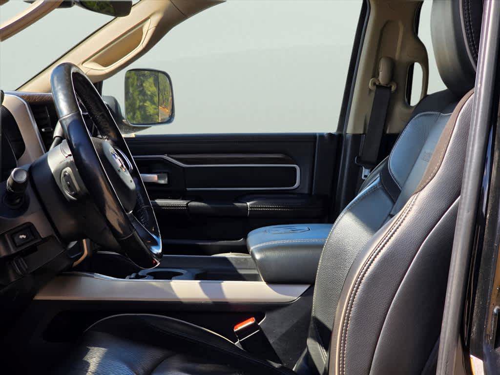 Used 2019 RAM 3500 Laramie AWD/4WD image 14