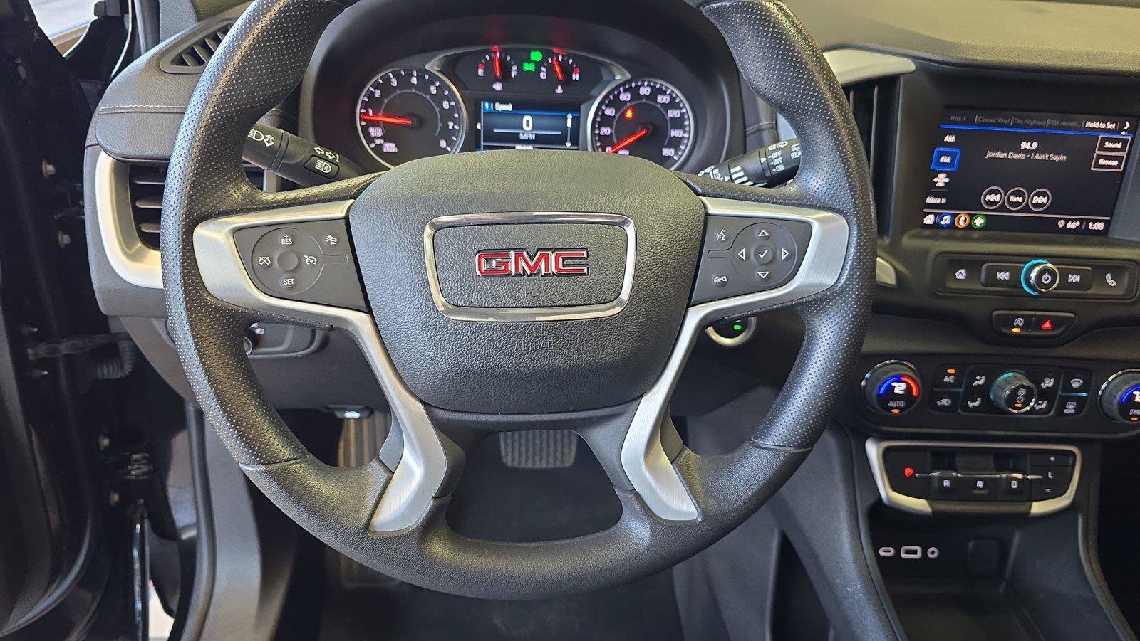 Used 2024 GMC Terrain SLE w/ Driver Convenience Package AWD/4WD image 26