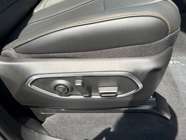 New 2026 Jeep Grand Wagoneer 4WD image 28