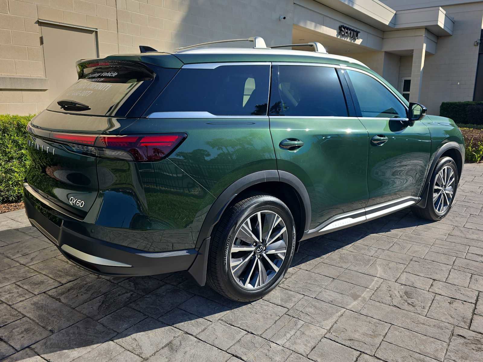 Certified 2026 INFINITI QX60 Luxe w/ Cargo Package FWD video 2