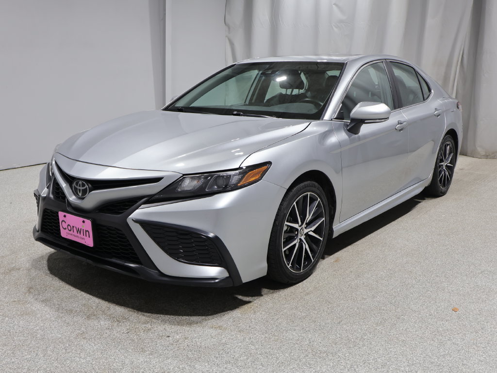 Used 2023 Toyota Camry SE w/ Convenience Package FWD image 7