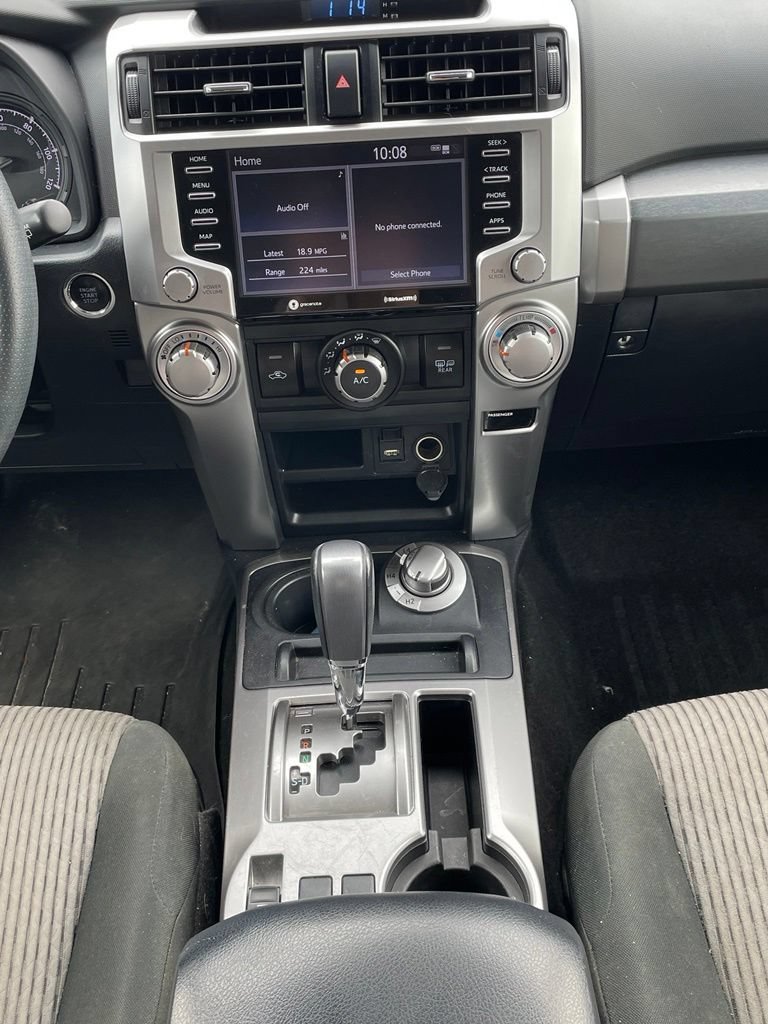 Used 2022 Toyota 4Runner SR5 AWD/4WD image 18