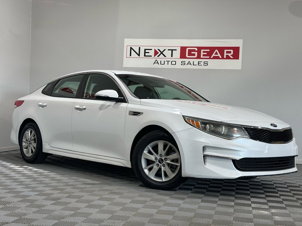 Used 2018 Kia Optima LX image 1