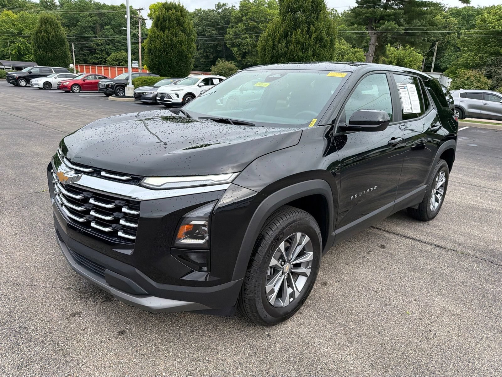 Used 2026 Chevrolet Equinox LT w/ Convenience Package II AWD/4WD image 9