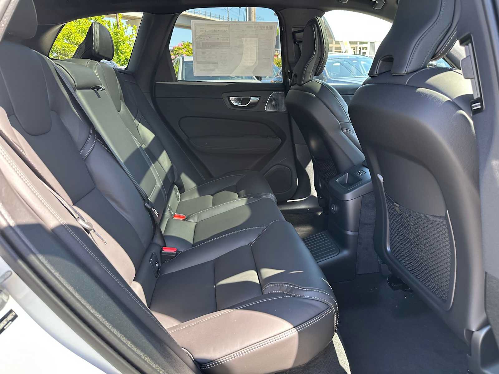New 2026 Volvo XC60 T8 Ultra w/ Protection Package Premier AWD/4WD image 12