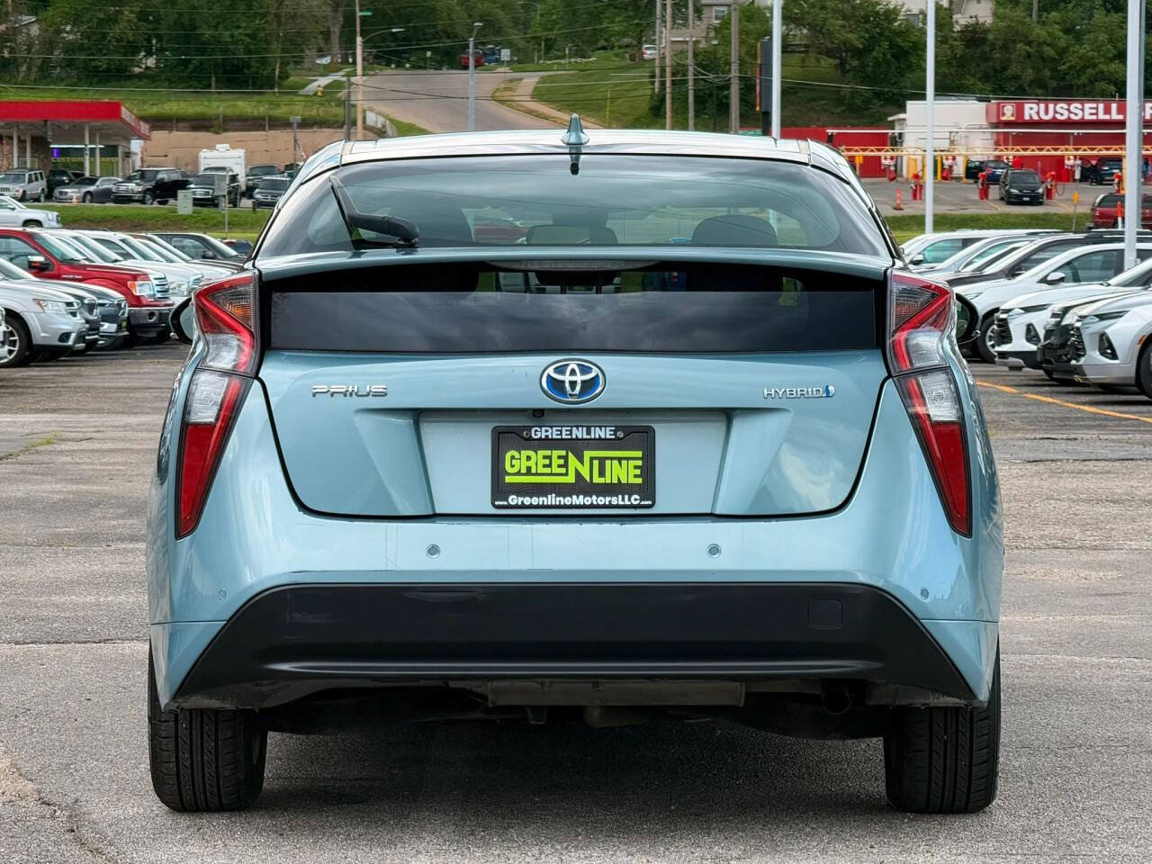 Used 2018 Toyota Prius Two w/ Prius Two Safety Plus Package FWD image 4