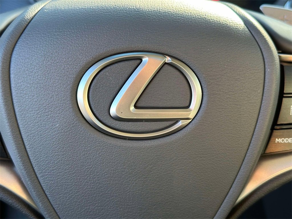 New 2025 Lexus ES 350 w/ Premium Package image 21
