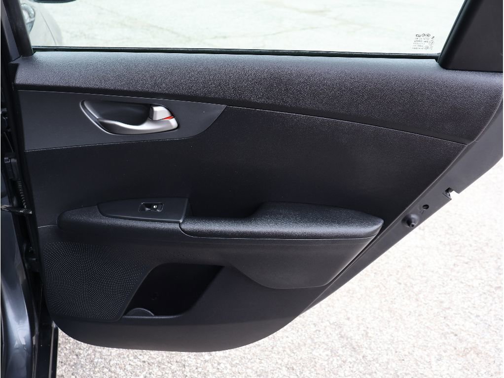 Used 2021 Kia Forte LXS image 26