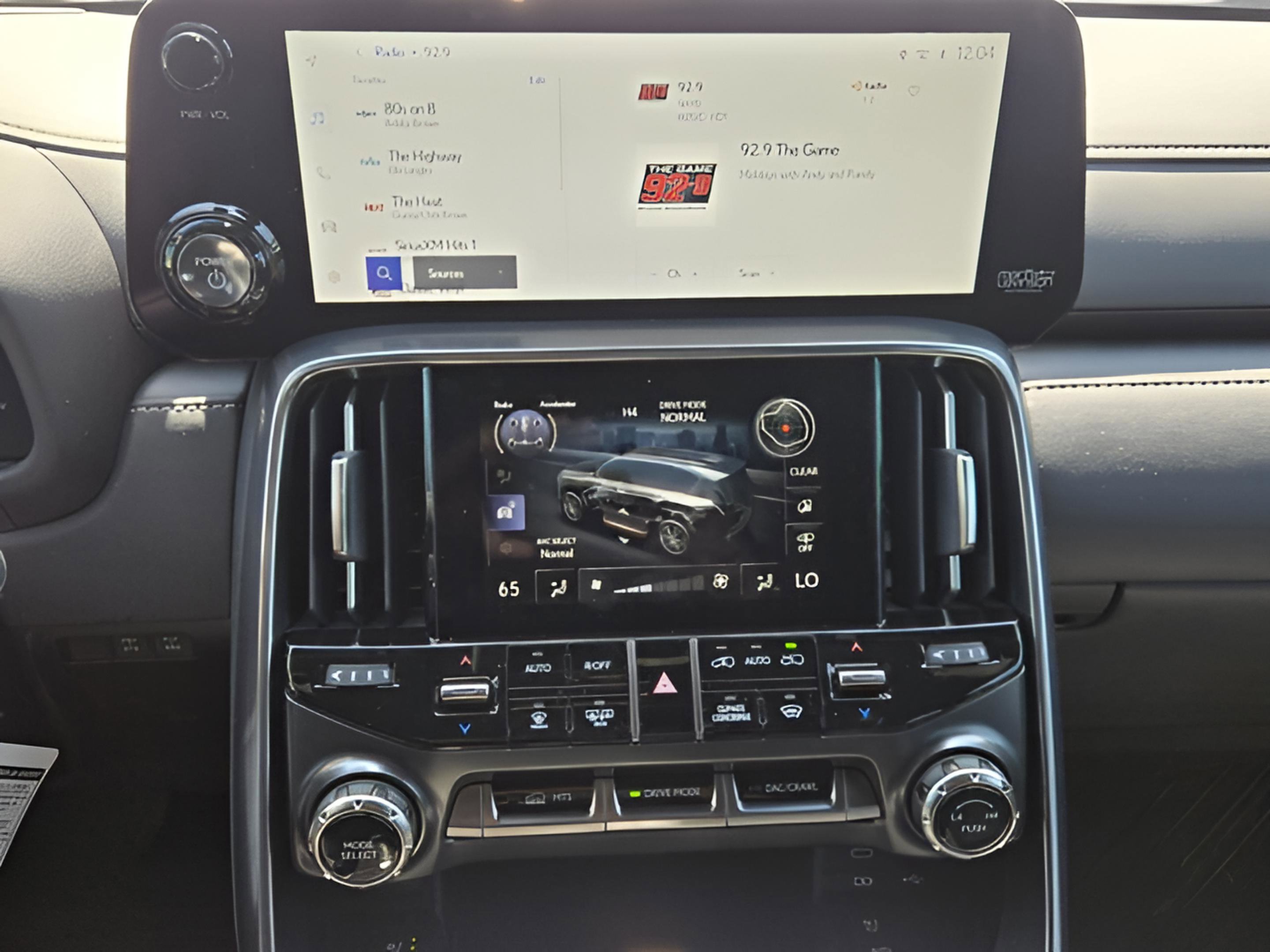 New 2026 Lexus LX 700h Overtrail AWD/4WD image 35