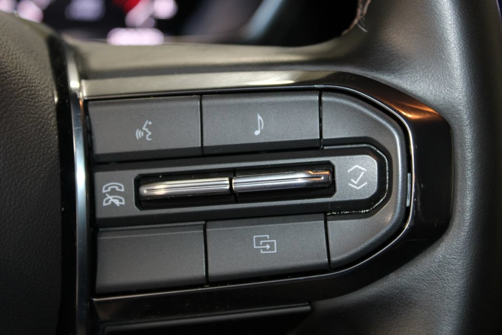 Used 2024 GMC Canyon AT4 AWD/4WD image 43