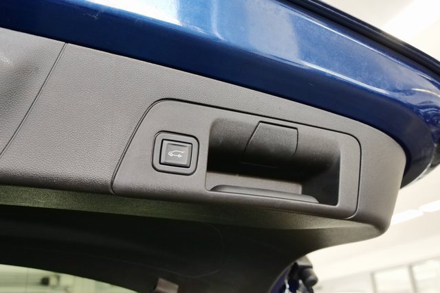 Used 2023 Buick Envision Avenir image 14