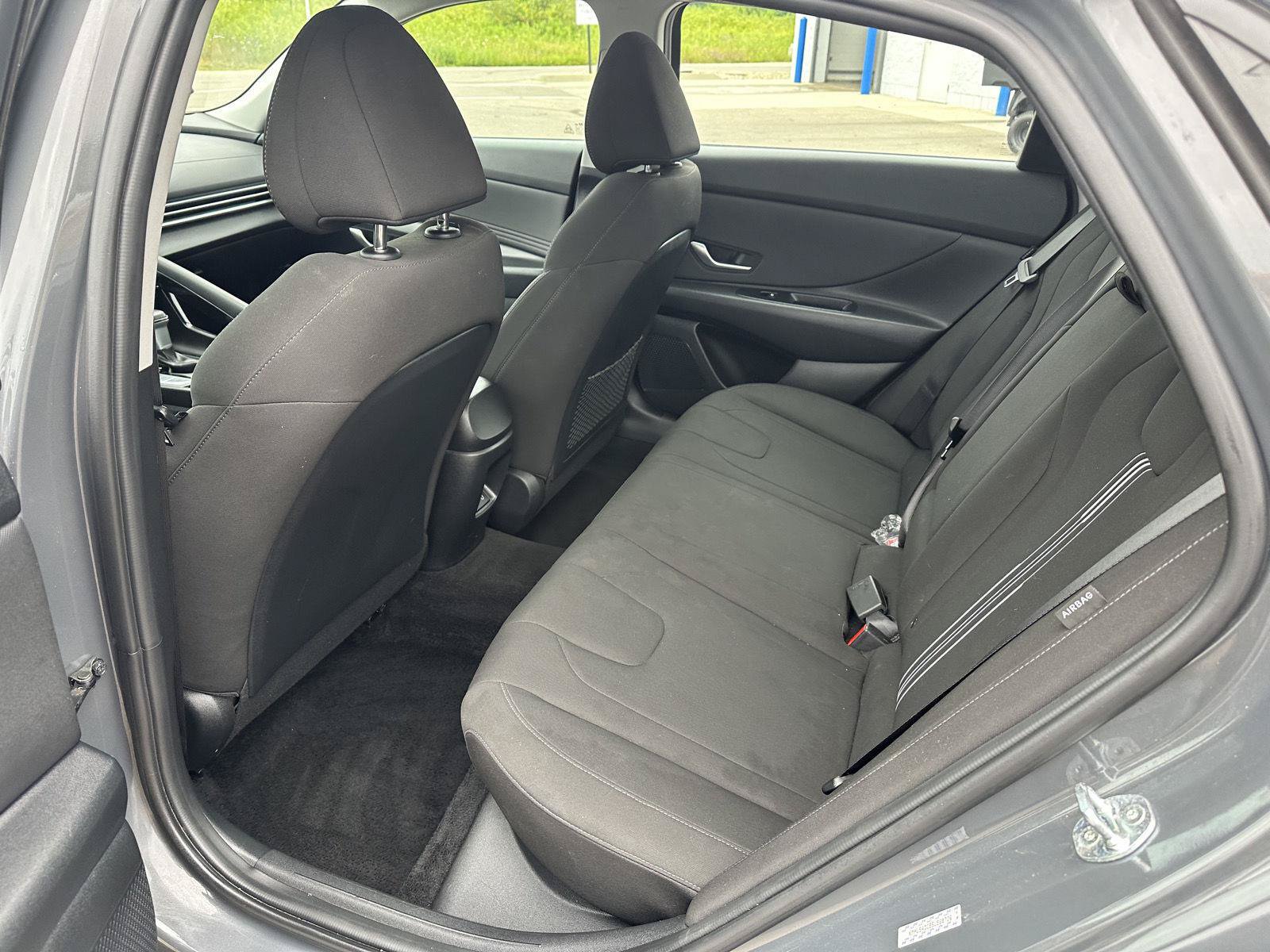 Used 2025 Hyundai Elantra SEL FWD image 14