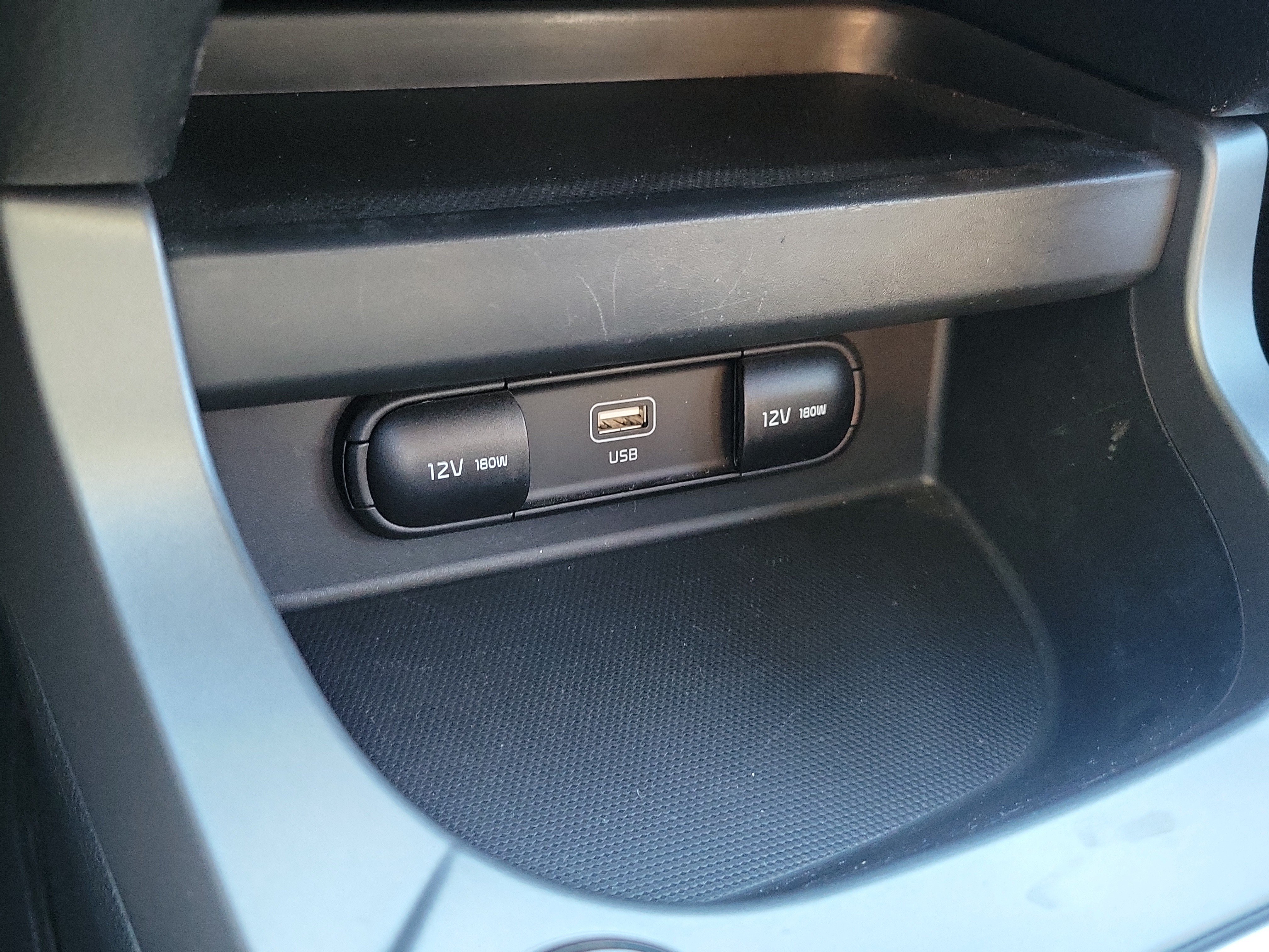 Used 2024 Kia Seltos LX AWD/4WD image 32