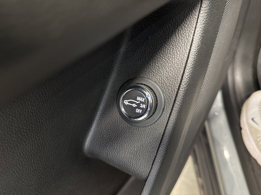 Certified 2023 Chevrolet Traverse LT w/ LPO, Floor Liner Package image 20