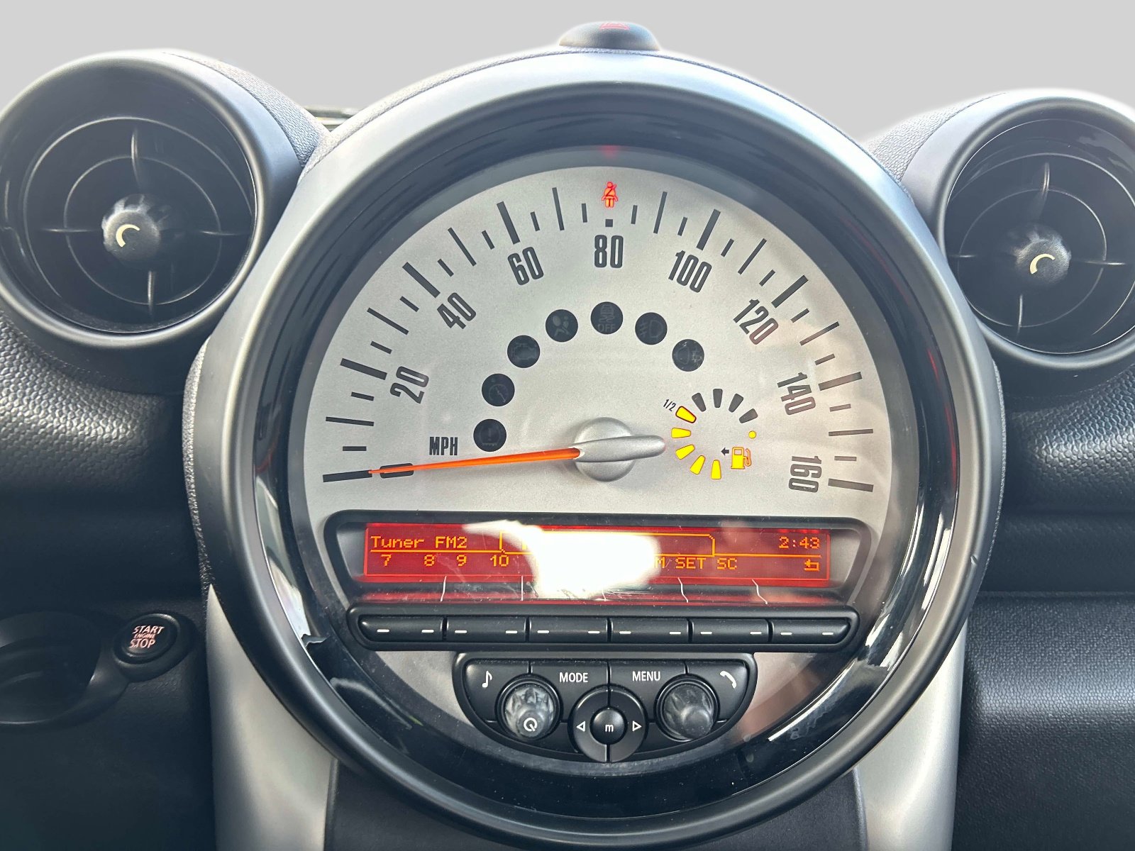 Used 2014 MINI Cooper Countryman image 26