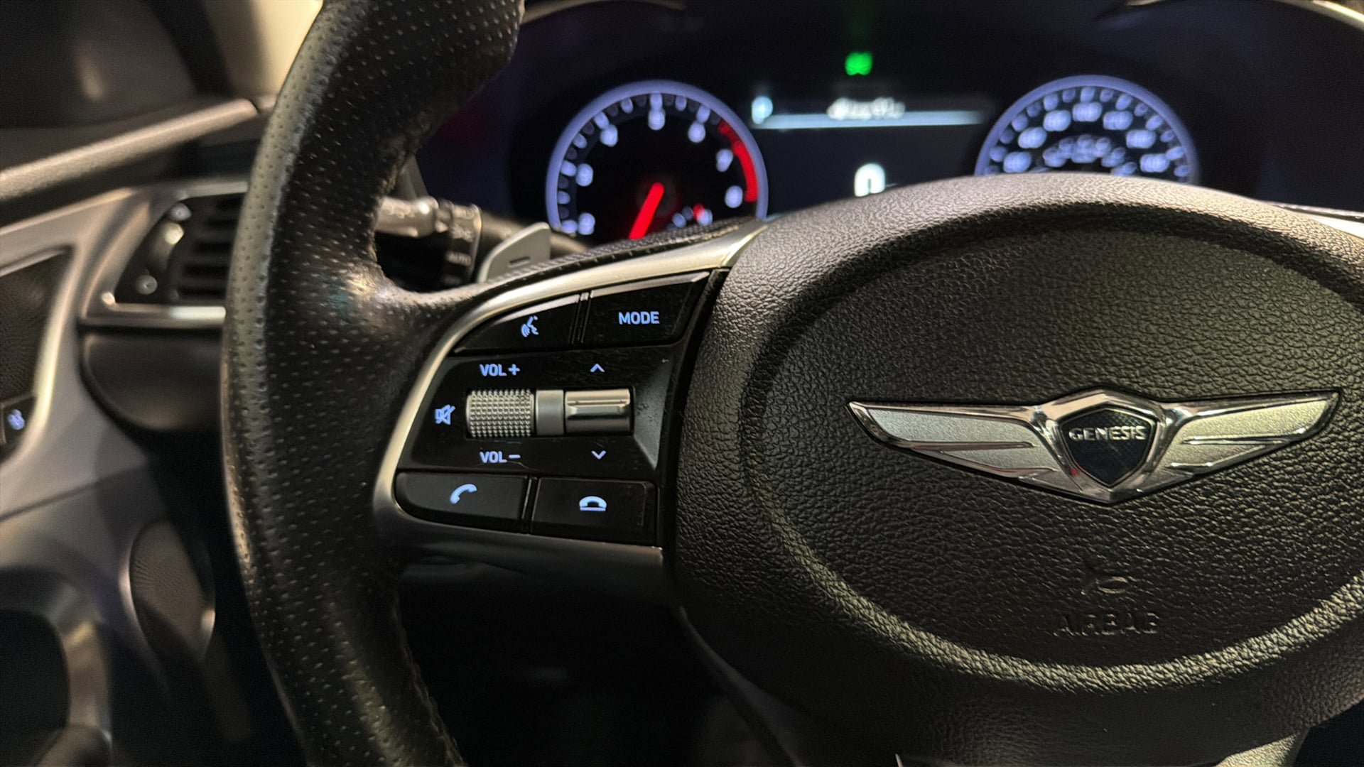 Used 2019 Genesis G70 3.3T Advanced RWD image 27