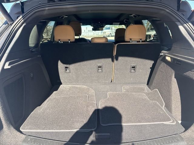 Used 2022 Lincoln Corsair Reserve w/ Equipment Group 201A AWD/4WD image 11