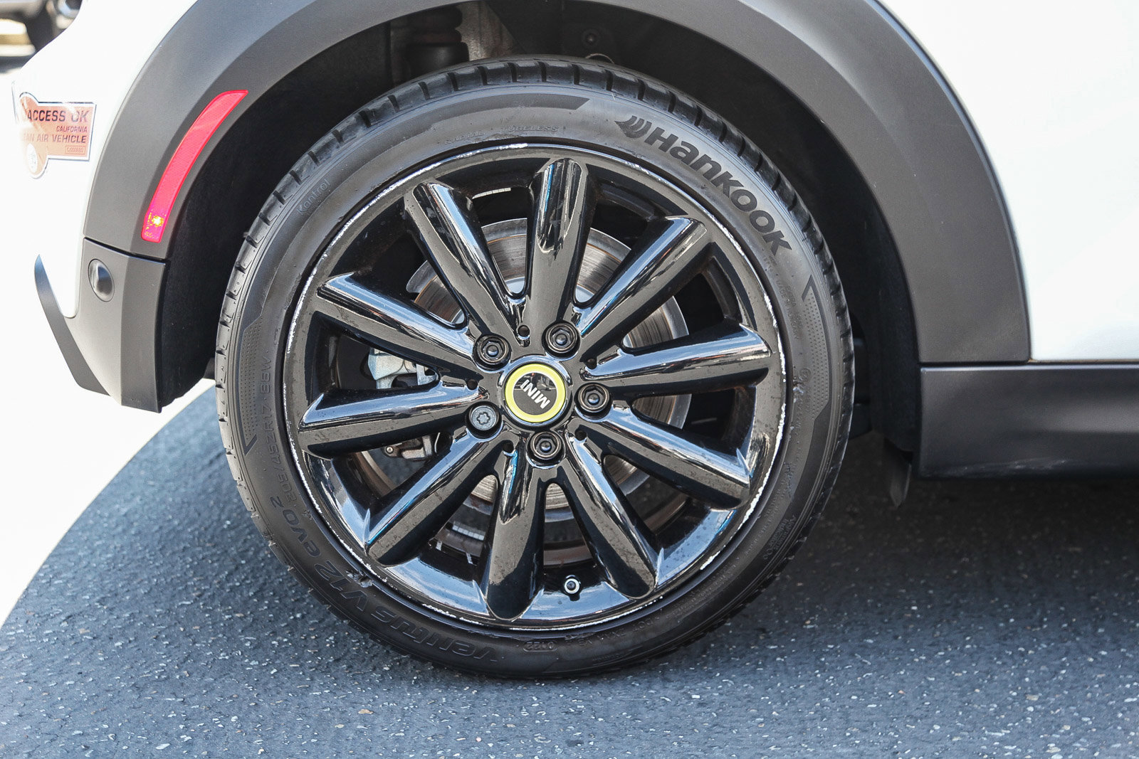 Used 2021 MINI Cooper SE w/ 6.5" Touchscreen Package image 10