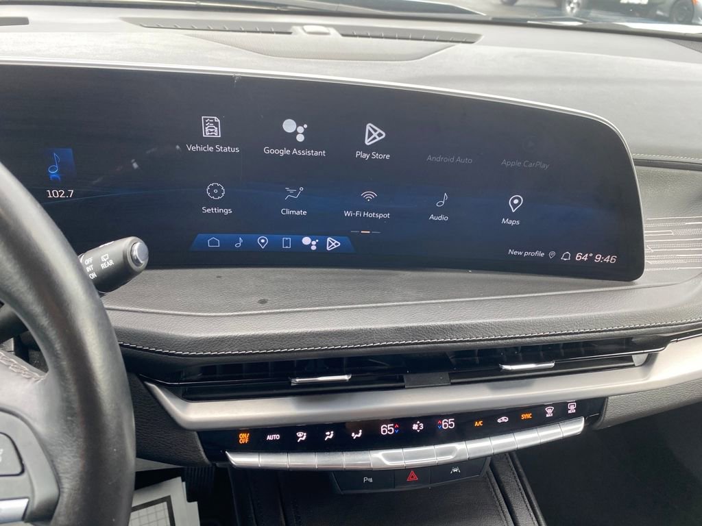 Used 2024 Cadillac XT4 Premium Luxury AWD/4WD image 16