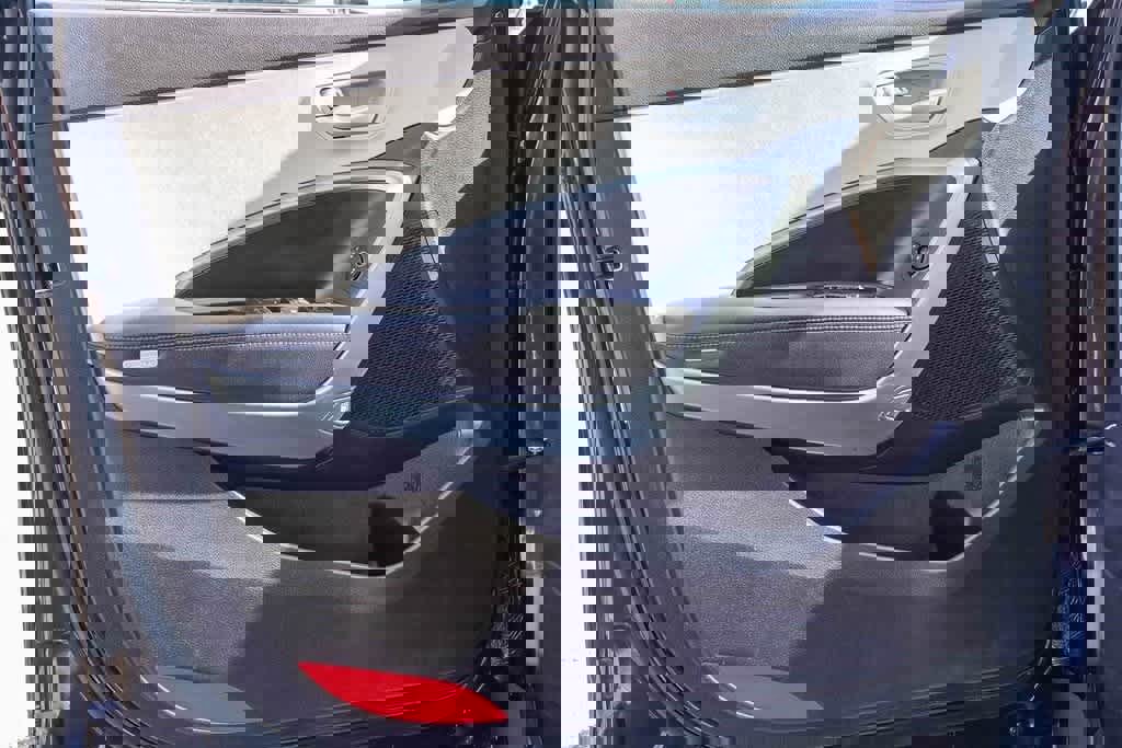 Used 2018 Hyundai Santa Fe SE image 19