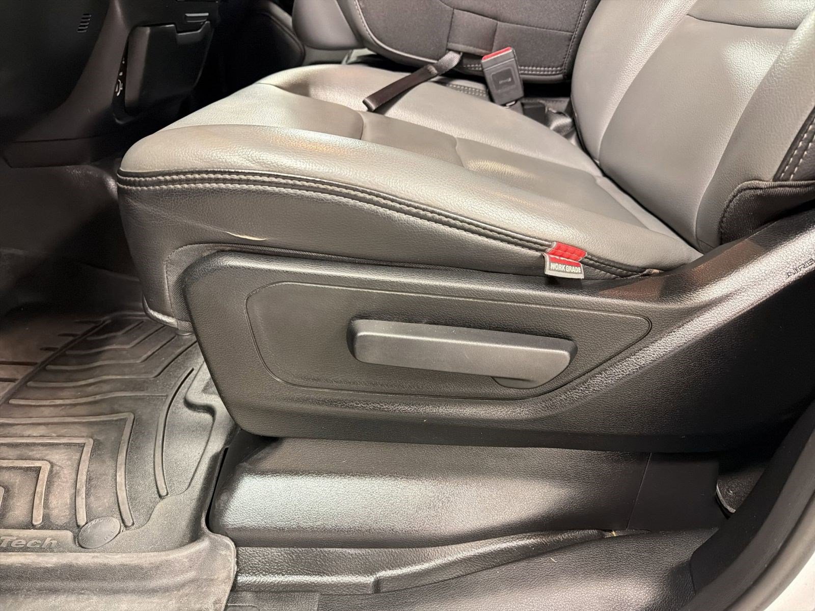 Used 2021 RAM 1500 Tradesman w/ Tradesman Group AWD/4WD image 12