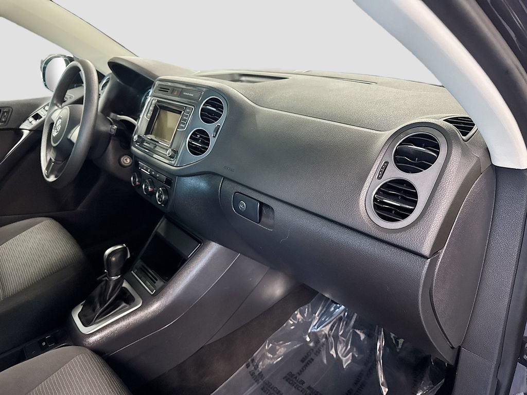 Used 2018 Volkswagen Tiguan Limited AWD/4WD image 31