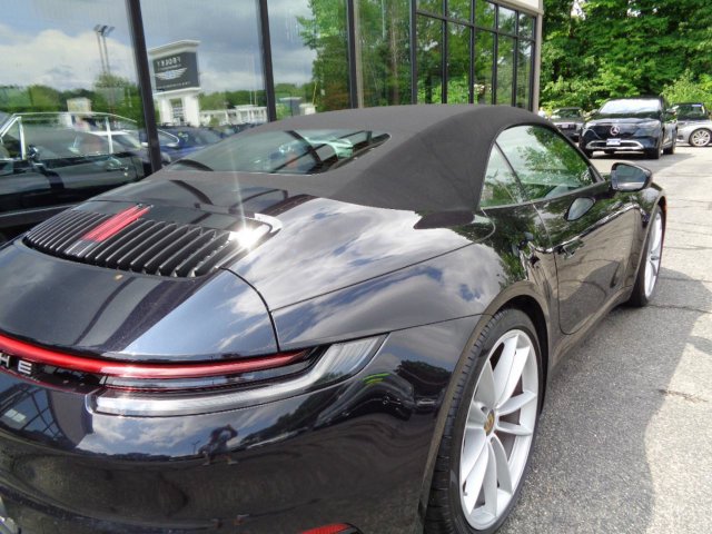 Used 2021 Porsche 911 Carrera RWD image 10