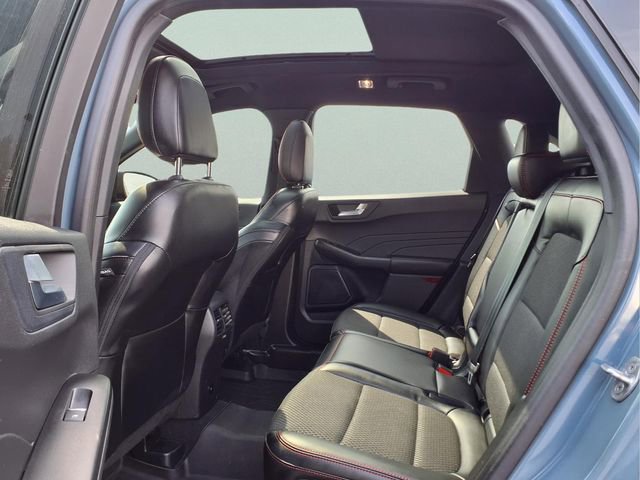 Used 2023 Ford Escape ST-Line image 13