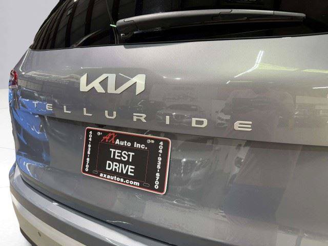 Used 2024 Kia Telluride S FWD image 46