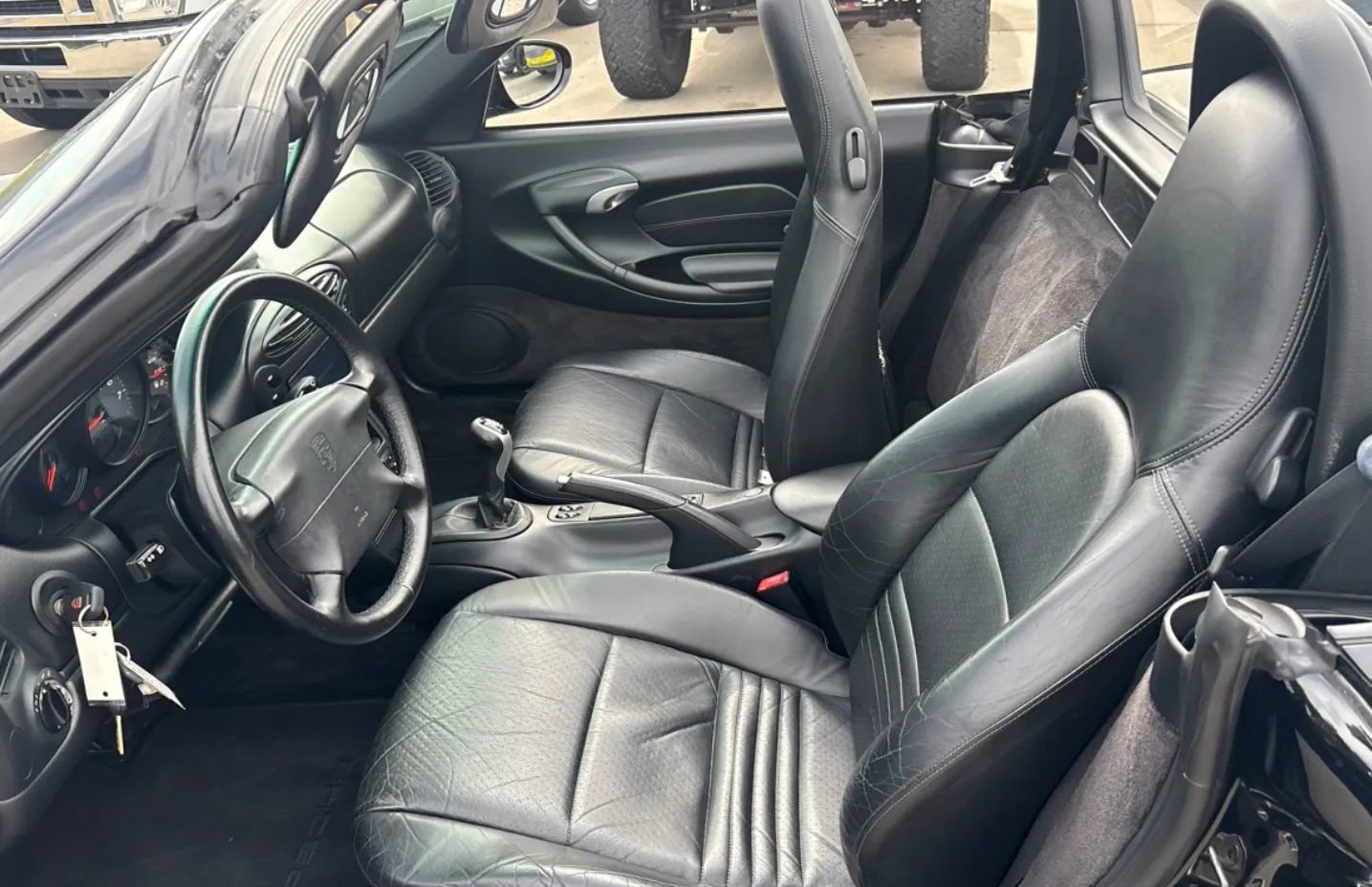 Used 2000 Porsche Boxster image 10