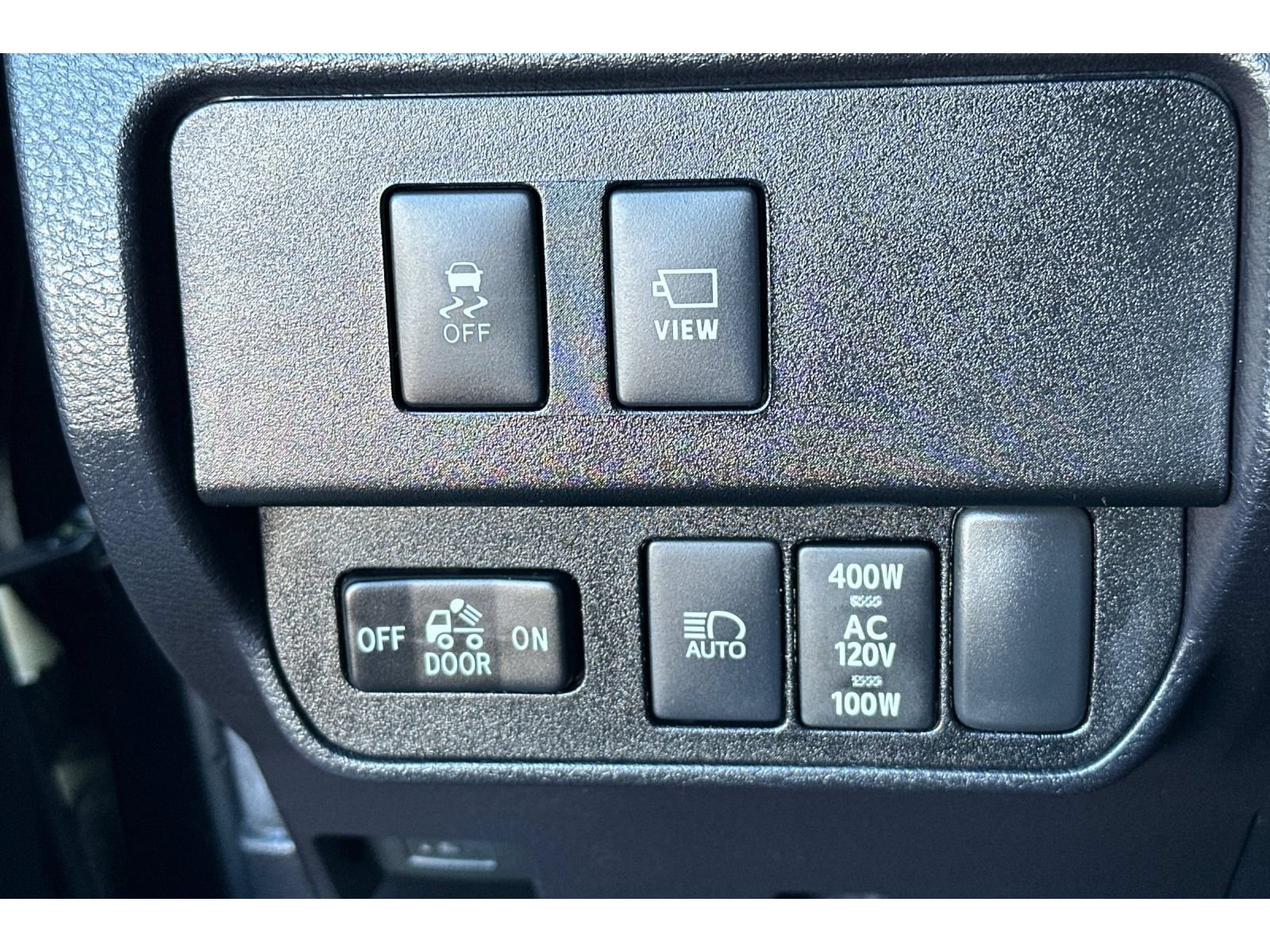 Used 2022 Toyota Tacoma Limited w/ Nightshade Package AWD/4WD image 31