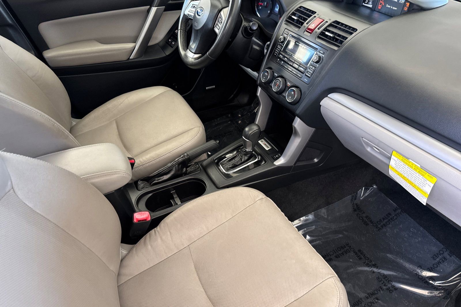 Used 2015 Subaru Forester 2.5i Touring AWD/4WD image 16