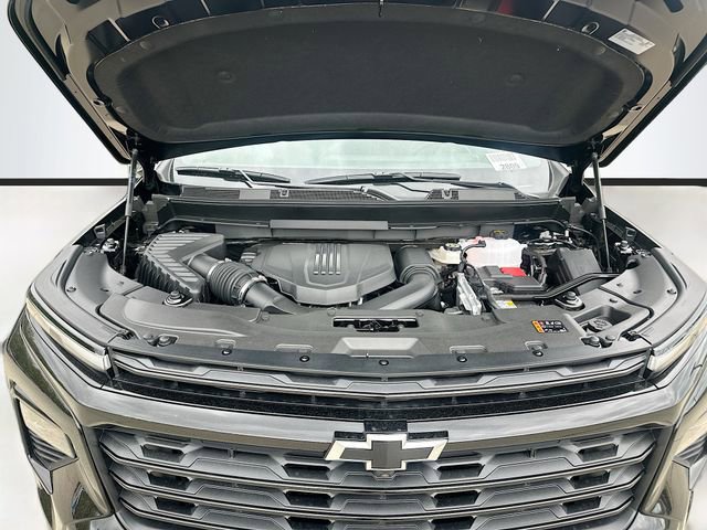 New 2026 Chevrolet Traverse LT w/ Midnight/Sport Edition FWD image 33